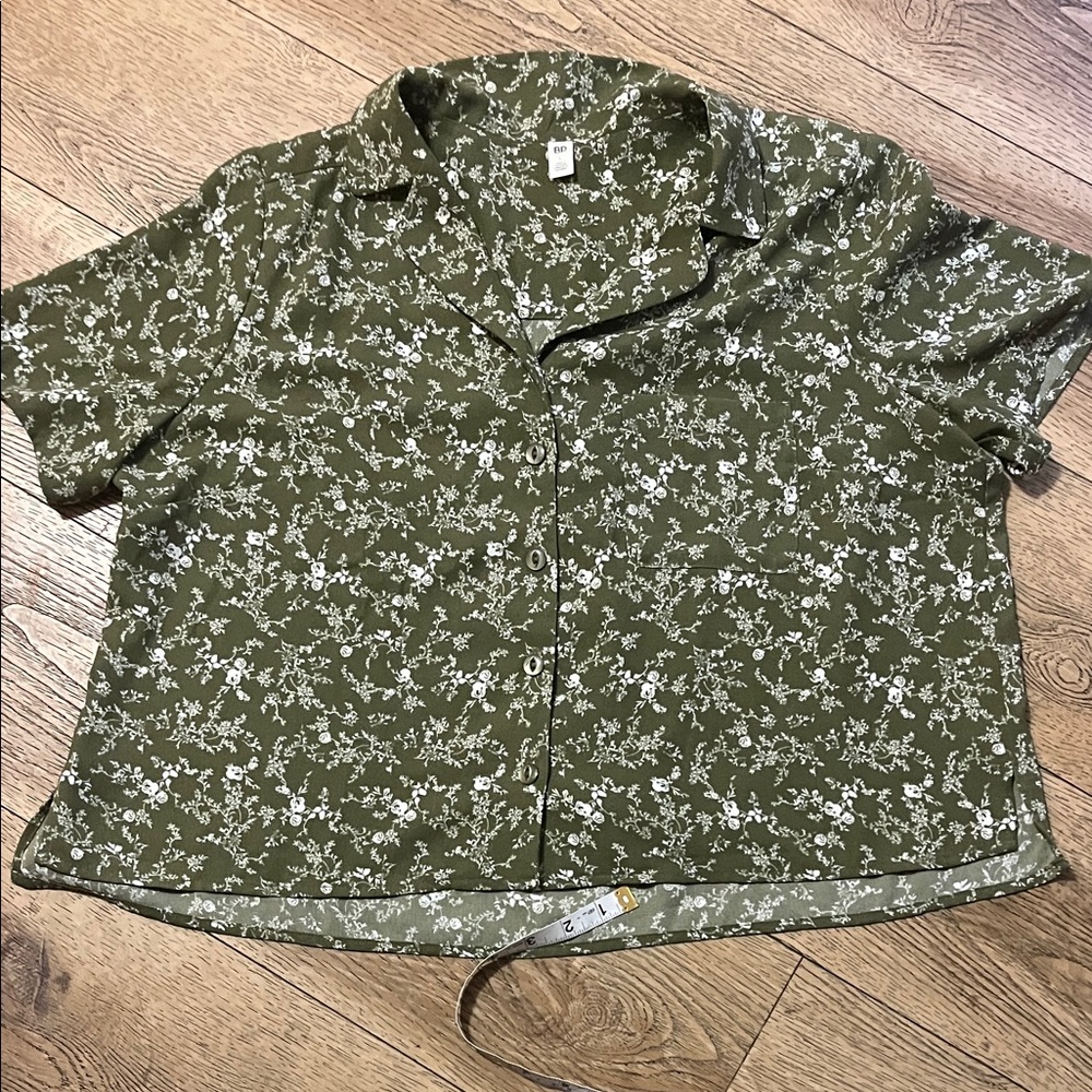 BP Green Floral Women's Blouse